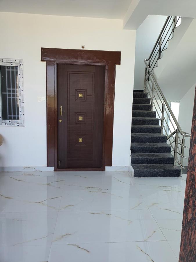 Jr Service Apartment Hotel Coimbatore Buitenkant foto